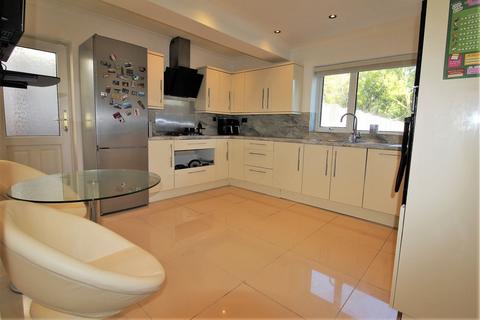 47 Cranbourne Avenue, Wolverhampton, WV4 6RJ