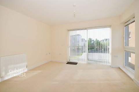 2 bedroom apartment to rent, Thornton Side Redhill RH1