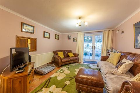 3 bedroom detached house for sale, High Street, Pontypool NP4