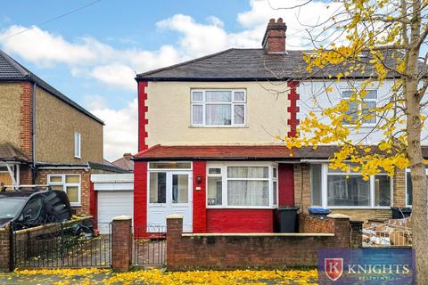 3 bedroom house for sale, Monmouth Road, London, N9