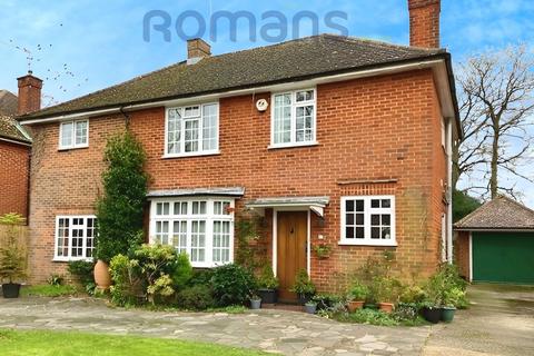 4 bedroom detached house for sale, Fernhill Road, Farnborough, Hampshire