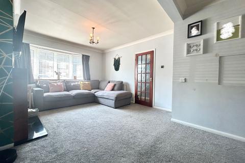 14 Green Acres, Coven, Wolverhampton, WV9 5AB