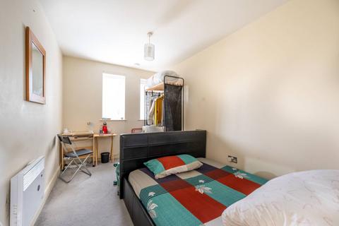 2 bedroom flat for sale, Central House, Stratford, London, E15