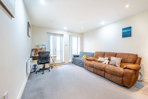 2 bedroom flat for sale, Central House, Stratford, London, E15