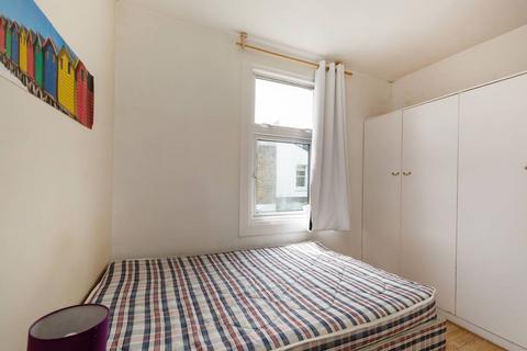 1 bedroom flat to rent, Cathles Road, Clapham South, London, SW12