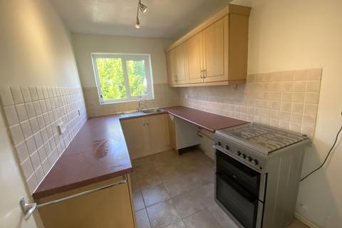 2 bedroom flat for sale, Mayford Road, Poole BH12