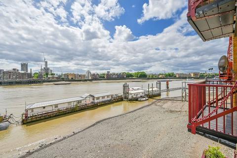 2 bedroom flat to rent, Wapping High Street, Wapping, London, E1W