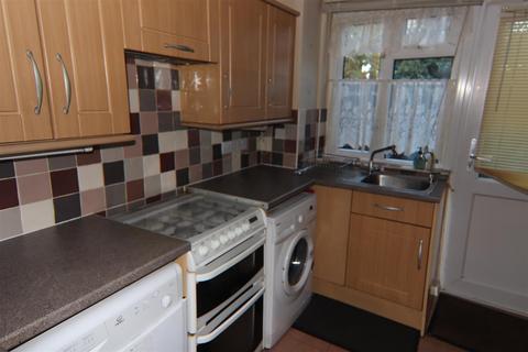 97 Ravensbury Road, Orpington, BR5 2NW