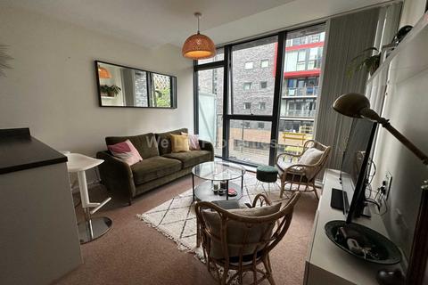 2 bedroom apartment to rent, Potato Wharf, Manchester M3