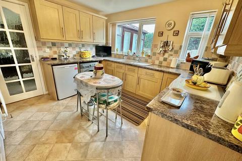 85 Aintree Way, Dudley, DY1 2SL