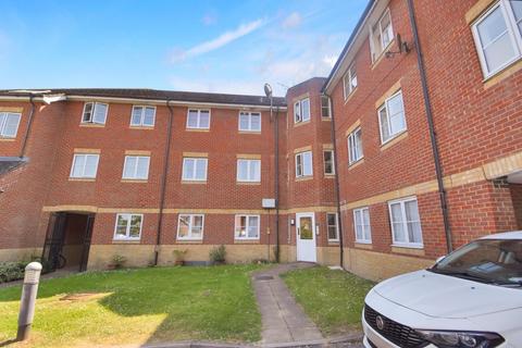 2 bedroom flat to rent, Kings Prospect, Ashford TN24