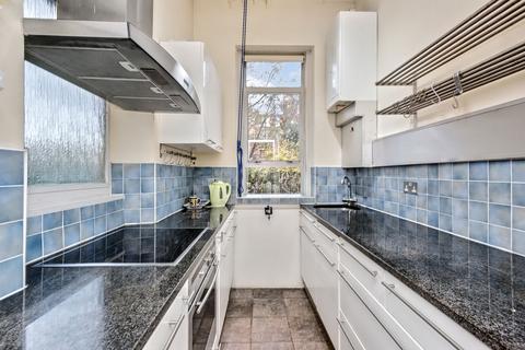 24 Darnell Road, Edinburgh, EH5 3PL