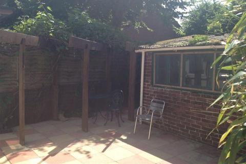 5 bedroom house share to rent, Sheffield Road, Portsmouth, Southsea