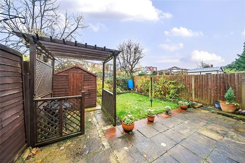 3 bedroom semi-detached house for sale, Cecil Court, High Barnet, EN5