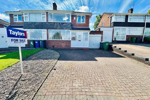 3 bedroom semi-detached house for sale, Camberley Crescent, Wolverhampton WV4