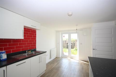 3 bedroom semi-detached house to rent, Tile Lane, Nuneaton