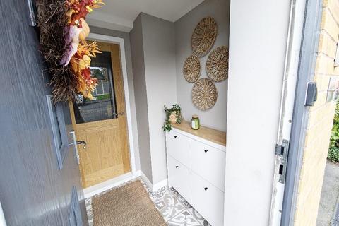 7 Greenacres, Dudley, DY3 3PX