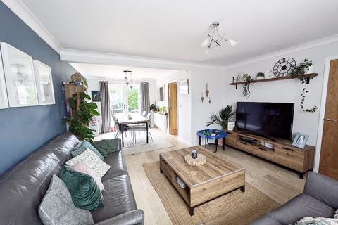 7 Greenacres, Dudley, DY3 3PX