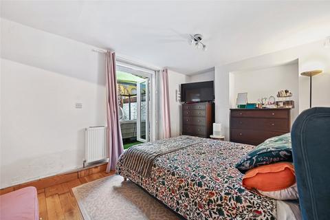 2 bedroom apartment for sale, Netherwood Road, London, W14