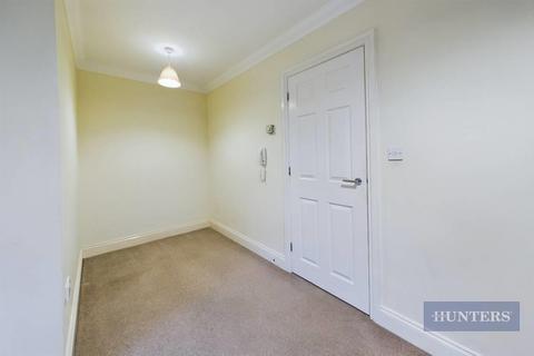 1 bedroom flat to rent, Portswood Road, Southampton