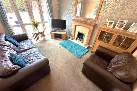 3 bedroom detached house for sale, Fieldstone View, Dudley DY3