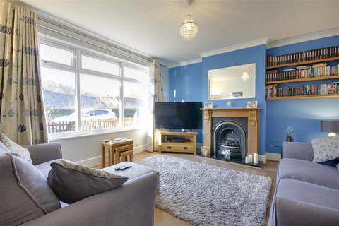 4 bedroom semi-detached house for sale, Corby Park, North Ferriby