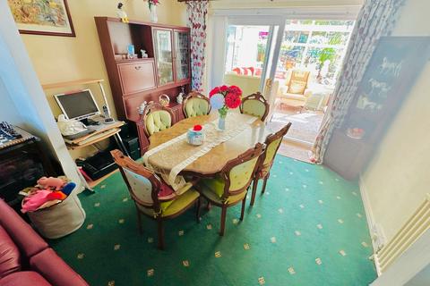 45 Camberley Crescent, Wolverhampton, WV4 6QR