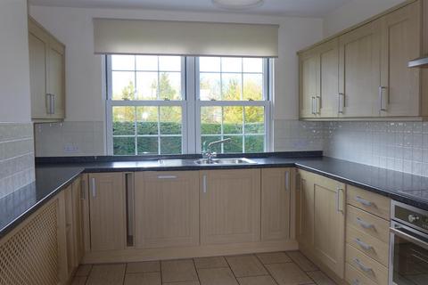 3 bedroom detached house to rent, Lower Icknield Way, Great Kimble HP17