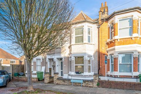 2 bedroom maisonette to rent, Morgan Road, Bromley