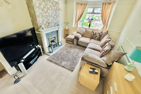 3 bedroom semi-detached house for sale, Birmingham New Road, Bilston WV14