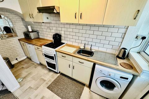 3 bedroom terraced house for sale, Birmingham New Road, Bilston WV14