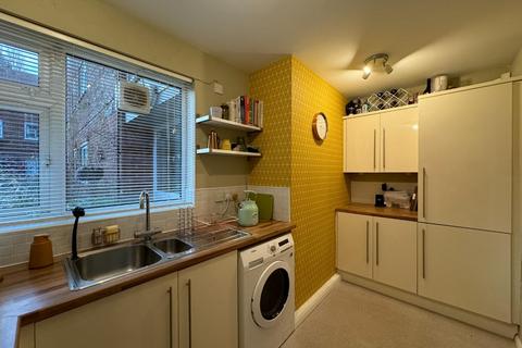 1 bedroom ground floor flat for sale, Aylesby Court, Wilbraham Road, Chorlton