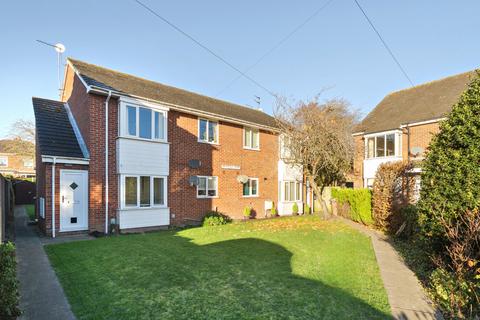 2 bedroom flat for sale, Crossfield Road, Hessle, HU13