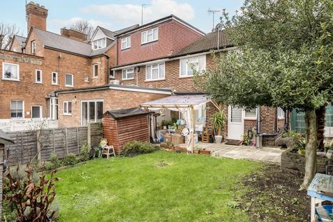 3 bedroom end of terrace house for sale, Nether Street, London N3