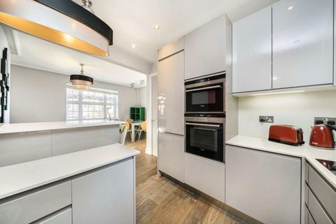 3 bedroom flat for sale, Tamworth Street, London SW6