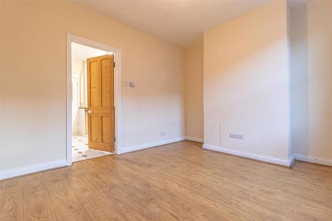 2 bedroom terraced house to rent, Swindon Road, Swindon SN1