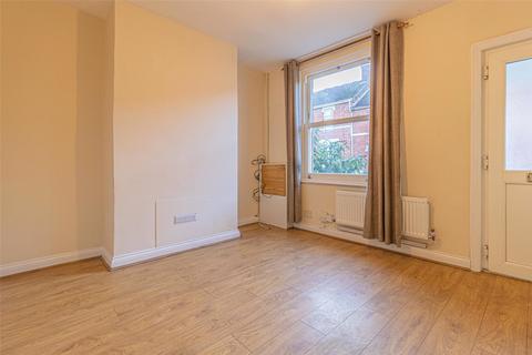 2 bedroom terraced house to rent, Swindon Road, Swindon SN1