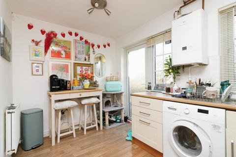 2 bedroom terraced house for sale, Wilkins Grove, Welwyn Garden City, AL8