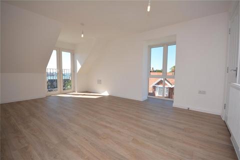 2 bedroom apartment for sale, Old Road, East Cowes, Isle of Wight