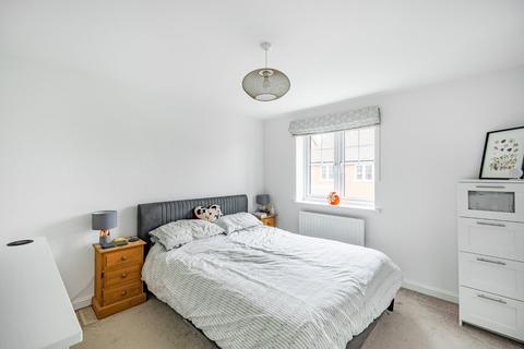 48 Ampthill Way, Faringdon, SN7 7LE