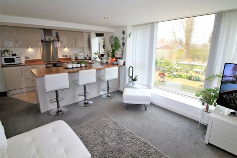 2 bedroom ground floor flat for sale, Mallows Grove, Dudley DY1