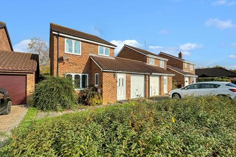 3 bedroom link detached house for sale, Barnberry Close, Ashford TN23