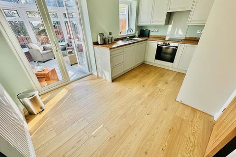 47 Andersleigh Drive, Bilston, WV14 9AY