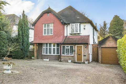 4 bedroom detached house for sale, Higher Green, Epsom