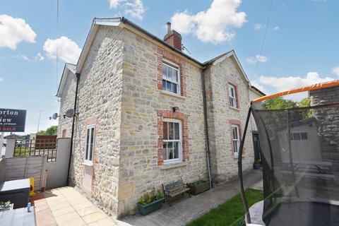 3 bedroom cottage for sale, Station Road, Templecombe