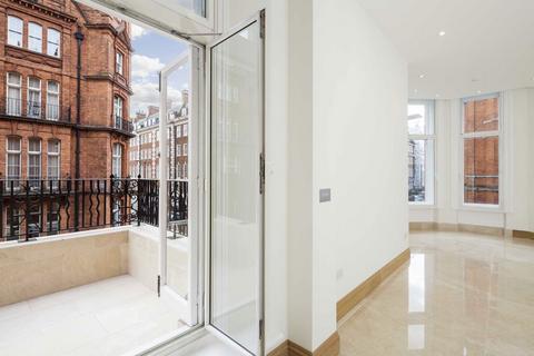 3 bedroom flat for sale, Green Street, London W1K