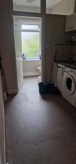 1 bedroom flat to rent, Stratford Road, Hall Green B28