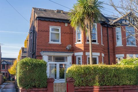 4 bedroom semi-detached house for sale, Morland Road, Old Trafford