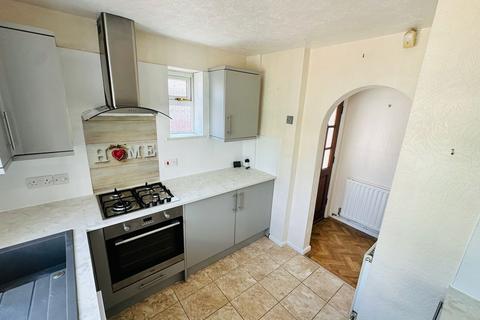 28 Eaton Crescent, Gornal Wood, Dudley, DY3 2XH