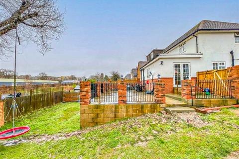 5 bedroom semi-detached house for sale, London Road, Bexhill-On-Sea